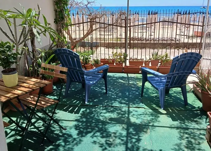 Terrazza A Mare 雷阿尔蒙特